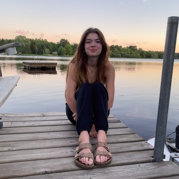 Meet your Posher, Mckenna - Picture 3 of 3